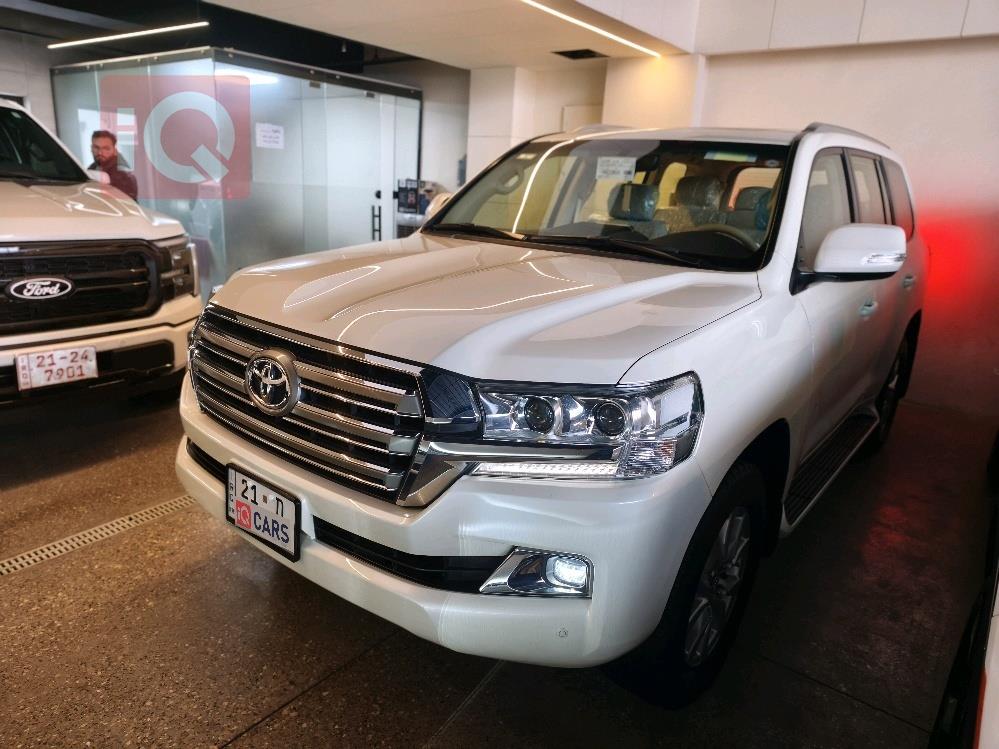 تويوتا لاندكروزر